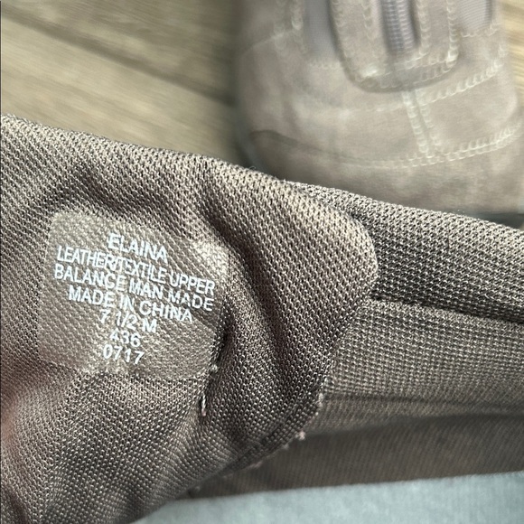 Easy Spirit Gray Ankle Booties with Front Zip - Picture 6 of 11